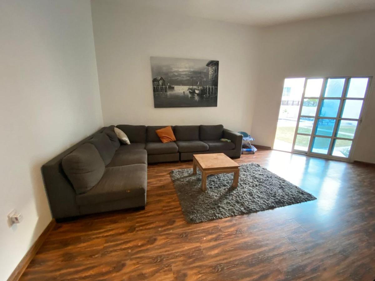 Comfortable Private Rooms In Compound Housing 迪拜 外观 照片