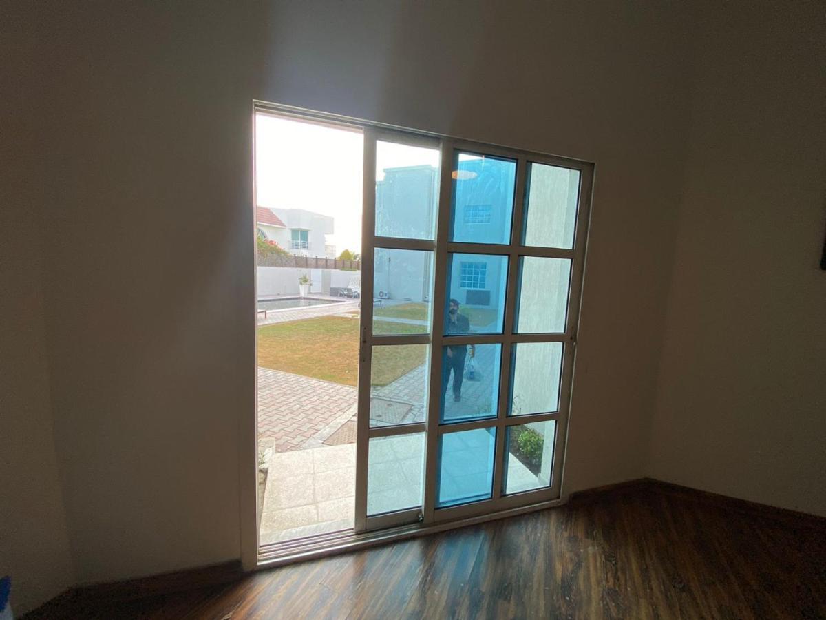 Comfortable Private Rooms In Compound Housing 迪拜 外观 照片