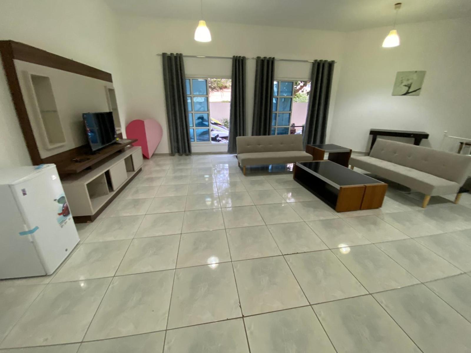 Comfortable Private Rooms In Compound Housing 迪拜 外观 照片
