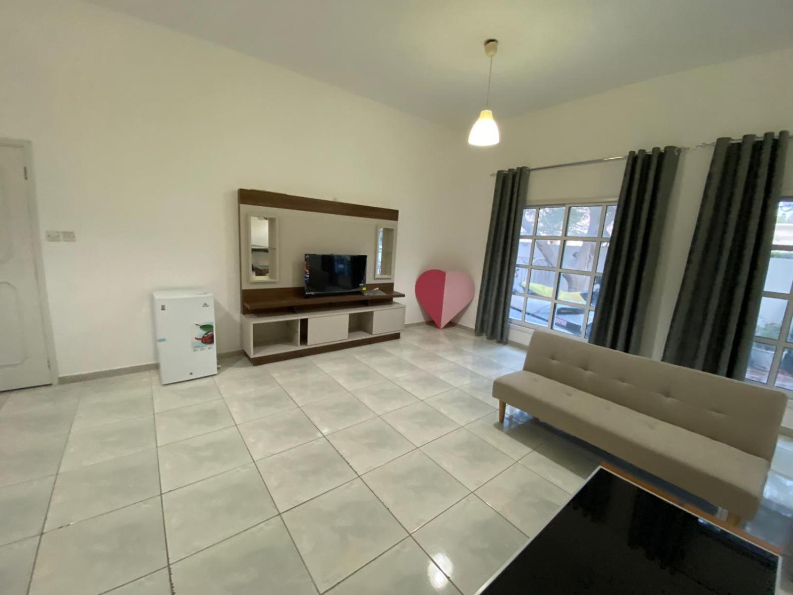 Comfortable Private Rooms In Compound Housing 迪拜 外观 照片